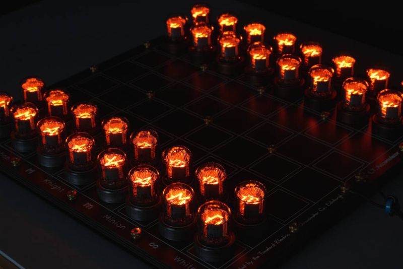 Nixie Chess Set добавляет светящийся эффект в вашу стратегическую битву